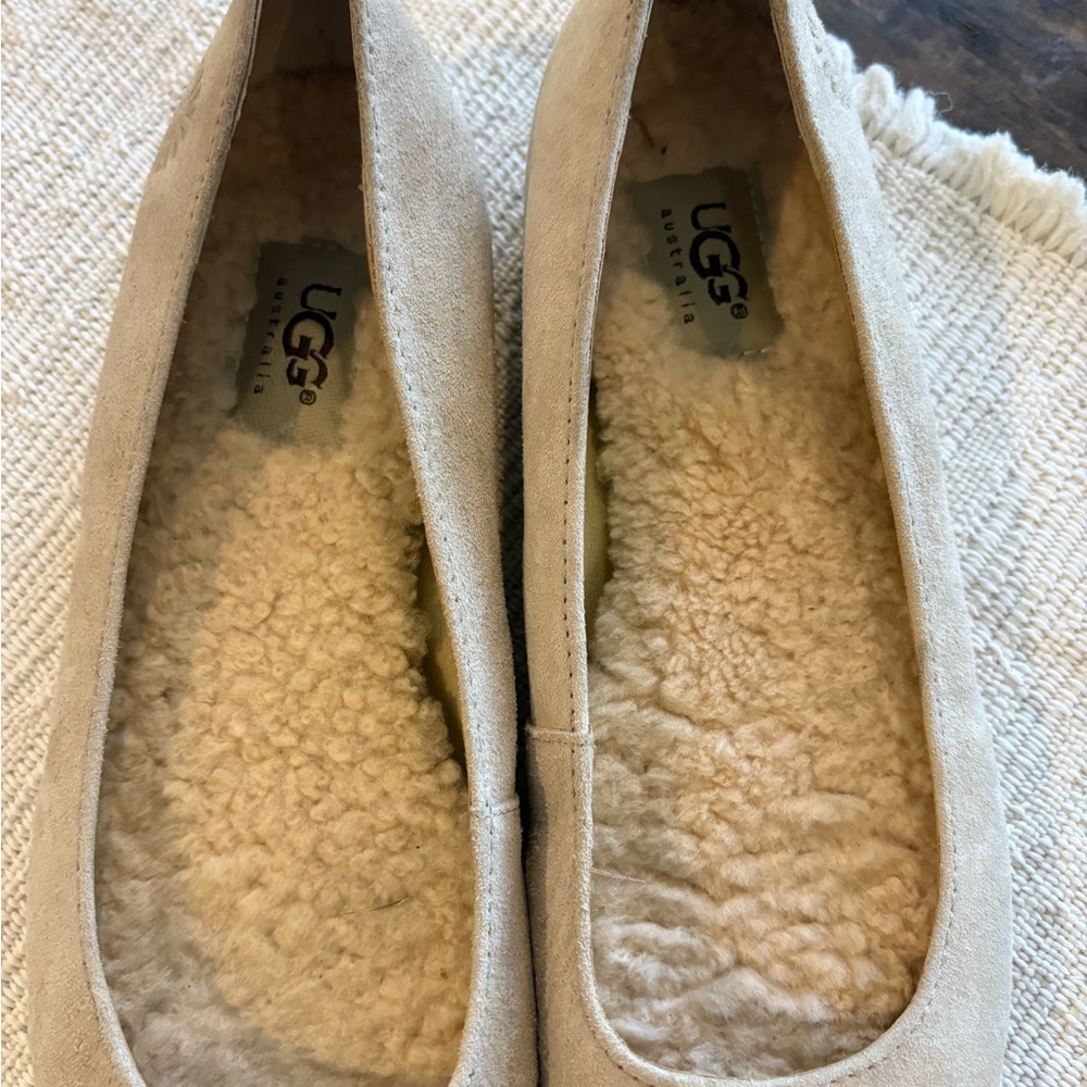 UGG Women's Light Beige Suede Shearling Ballet Flats with Metallic Toe - Picture 8 of 8